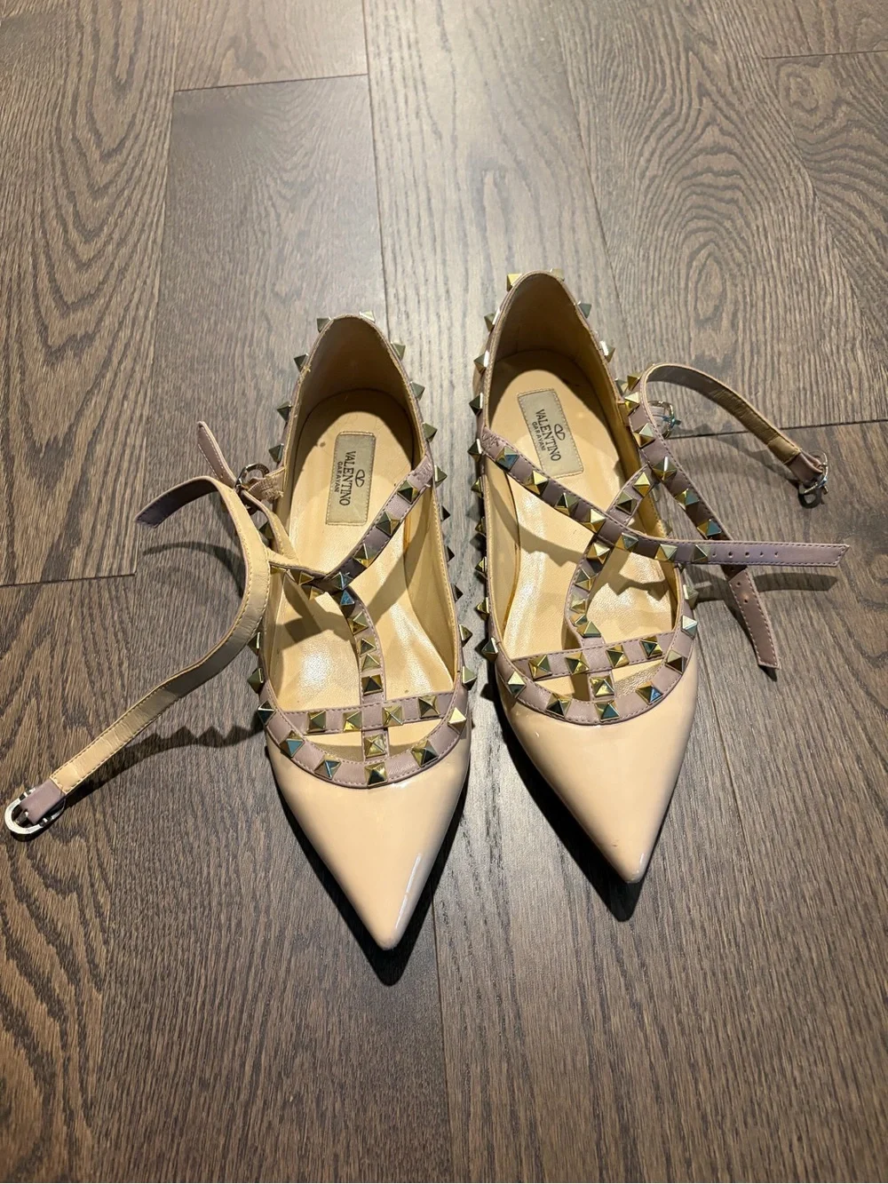 Valentino Beige Pointed-Toe Studded Ankle-Strap Flat